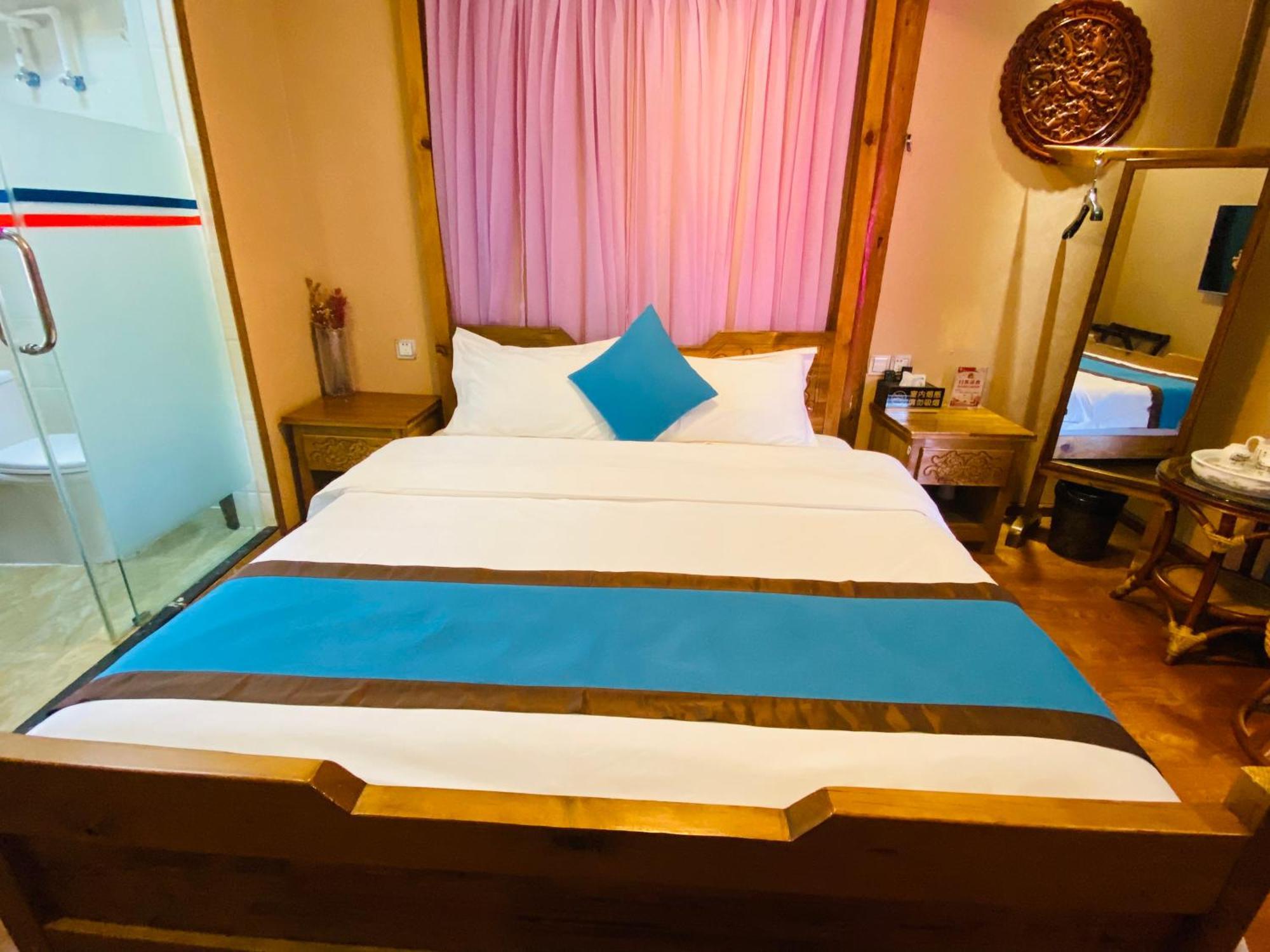 Juxian Boutique Homestay Лицзян Экстерьер фото